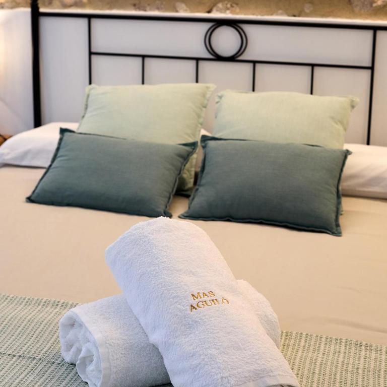 Hotel Mas Aguiló - Habitación Doble Deluxe con balcón - 5