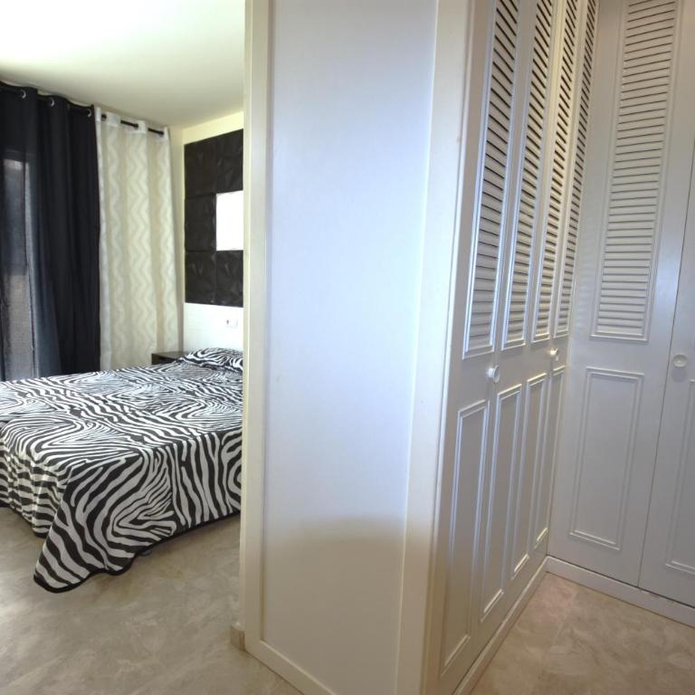 Ventura Park -B2 - Two-Bedroom Apartment - 6