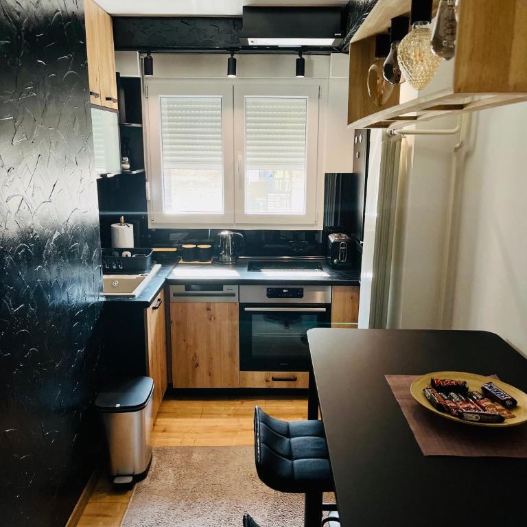 Apartment Black Diamond - Vracar, Belgrade - Apartman sa 2 Spavaće Sobe - 9