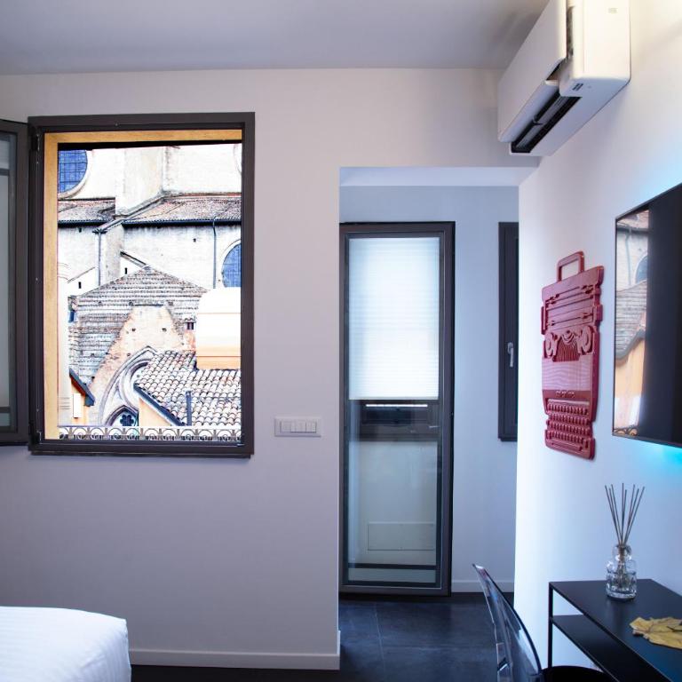 Bologna Rooftop - TWA - Superior Triple Room - 11