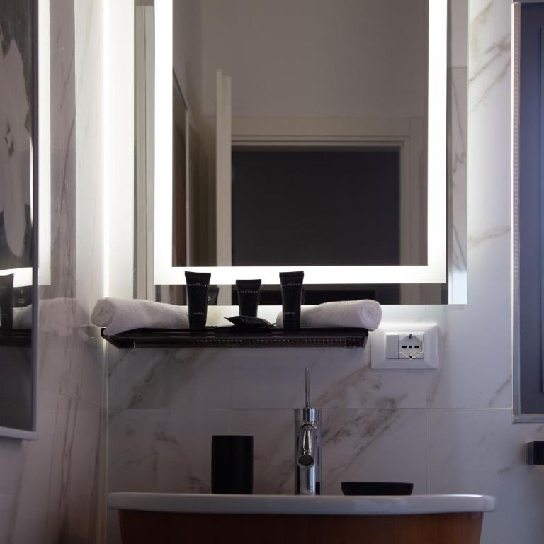 Bologna Rooftop - TWA - Standard Twin Room - 21