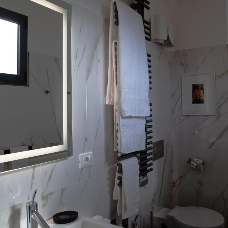Bologna Rooftop - TWA - Superior Triple Room - 24