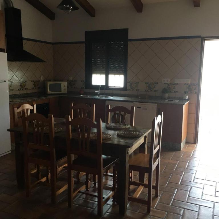 Casa Rural Elena solo familias y parejas - Casa de 2 dormitorios - 19