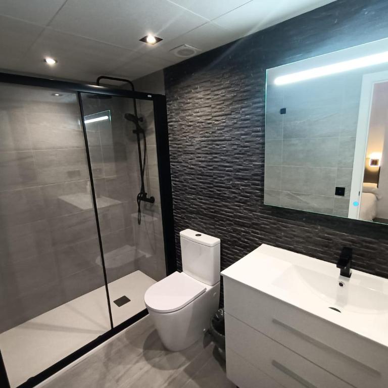 La Fira - Paralelo 1 - Two-Bedroom Apartment - 11