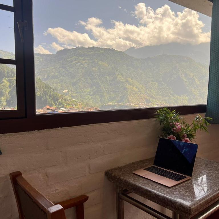 Mercedes Restaurant B&B - Deluxe Double Room - 2