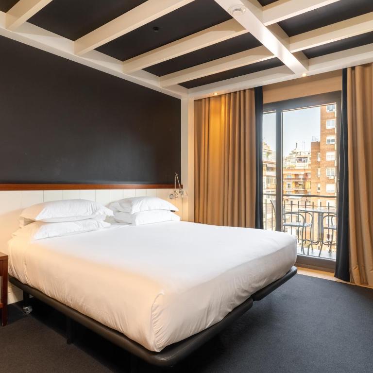 U232 Hotel - Double or Twin Room with Balcony - 4
