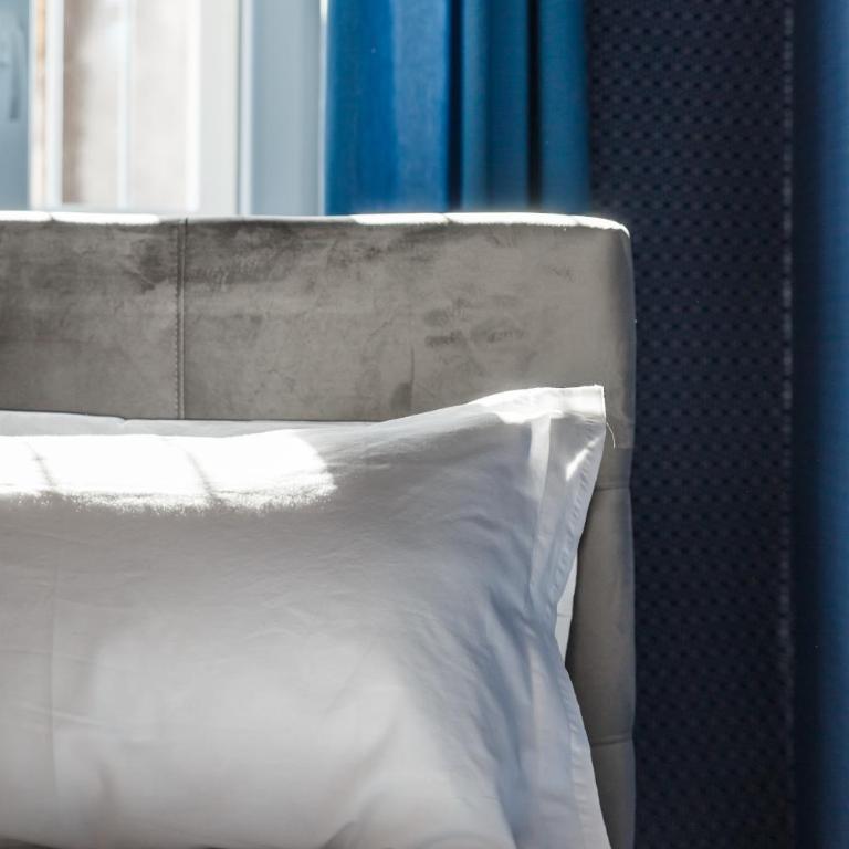 Panorama Suite Napoli - Appartamento con 2 Camere da Letto, Terrazza e Vista Mare - 8