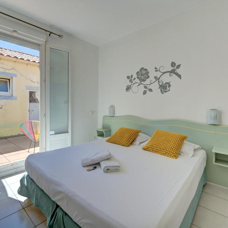 Hotel Camille - Chambre Double avec Patio - 1