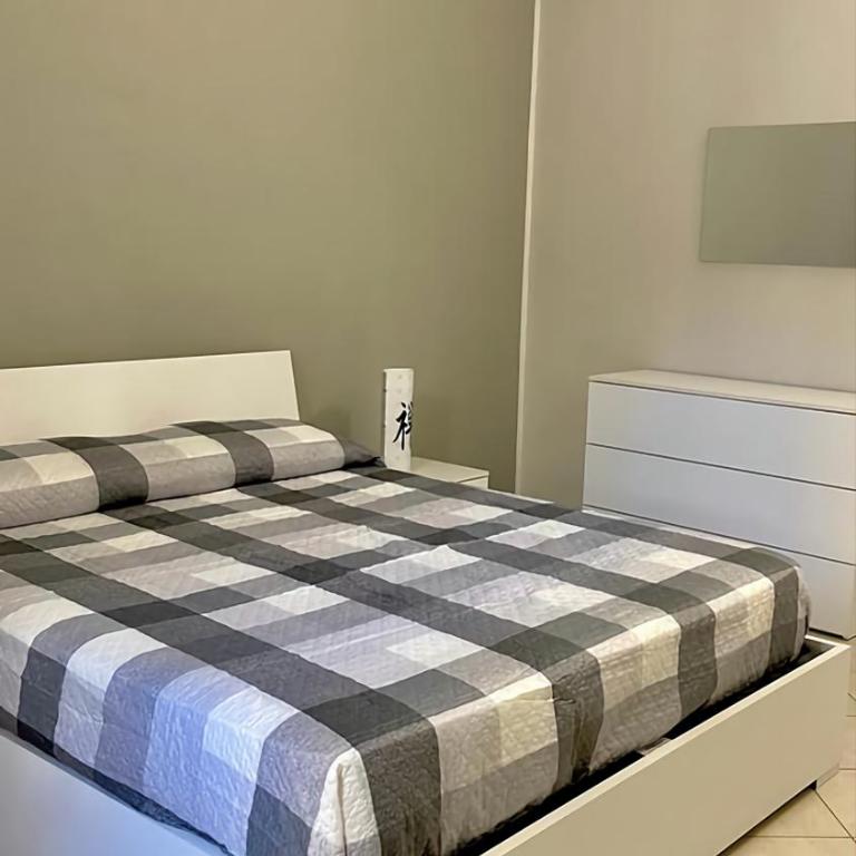 Casa Foscolo 16 - Appartamento con 1 Camera da Letto - 16