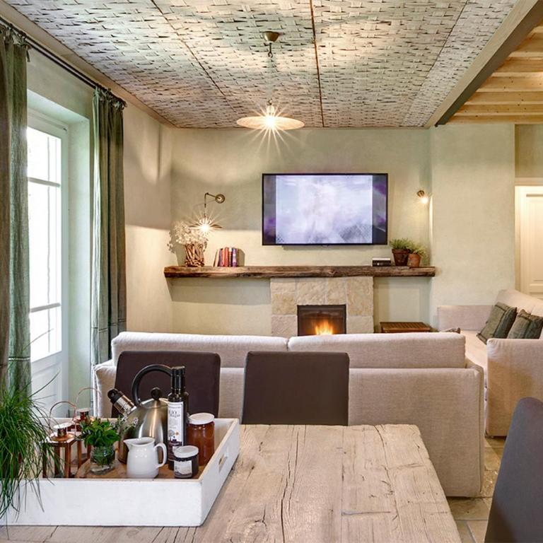 Olimagio Farm Stay with animals, 25m pool, beach at cycling distance - Deluxe Apartment mit 3 Schlafzimmern - 7