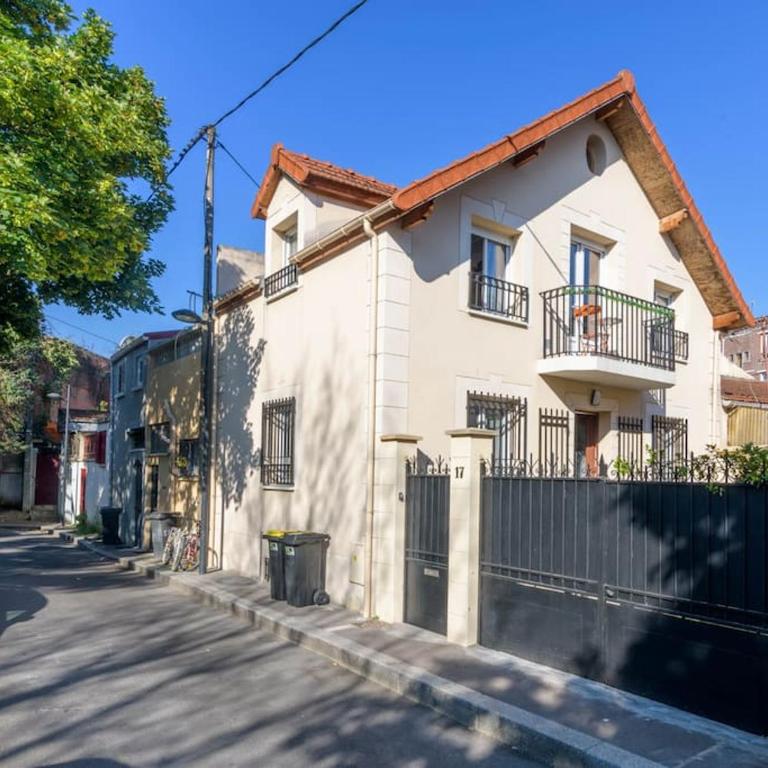 Cosy House with Paris Metro Direct Champs Elysées Eiffel Montmartre - Casa de 4 dormitorios - 28
