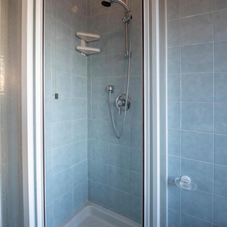 232b - A casa di Rita, centro città, 150metri dalla spiaggia e dal mare - Appartamento con 2 Camere da Letto - 48