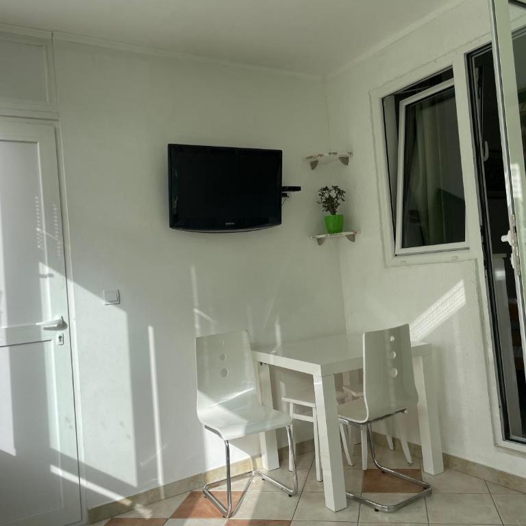 Andrijana apartments - Deluxe One-Bedroom Apartment with Garden View - 8