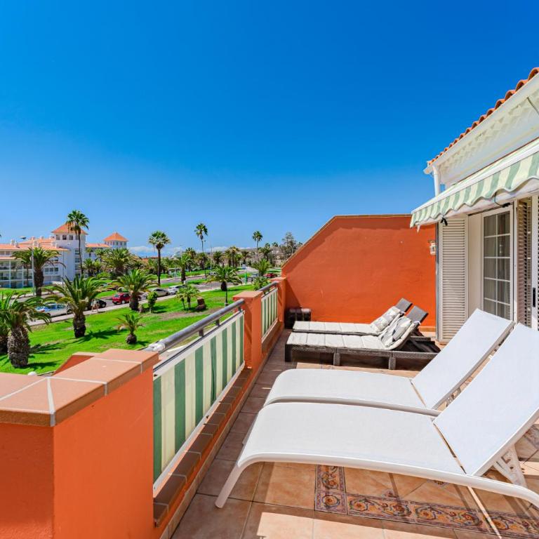 Brilliant Veril del Duque with Heated Pool - Two-Bedroom Apartment with Ocean View - 10