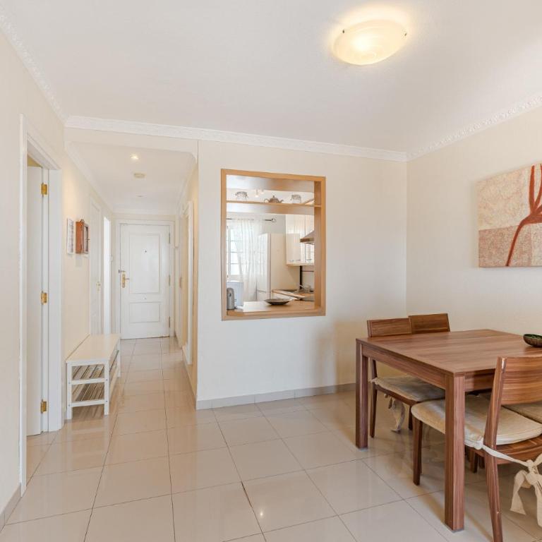 Brilliant Veril del Duque with Heated Pool - Two-Bedroom Apartment with Ocean View - 14