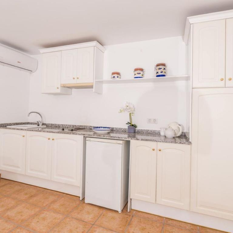 Apt B Algemesi Moraira - One-Bedroom Apartment - 6