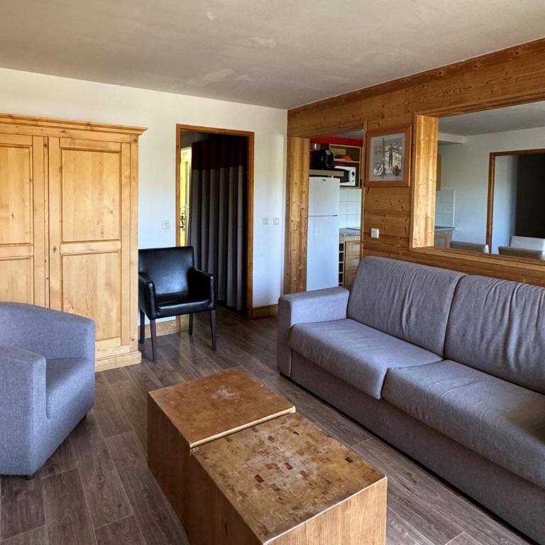 Grand 5 pièces pour 10 pers. avec cheminée et animaux admis - Appartement 4 Chambres - 7