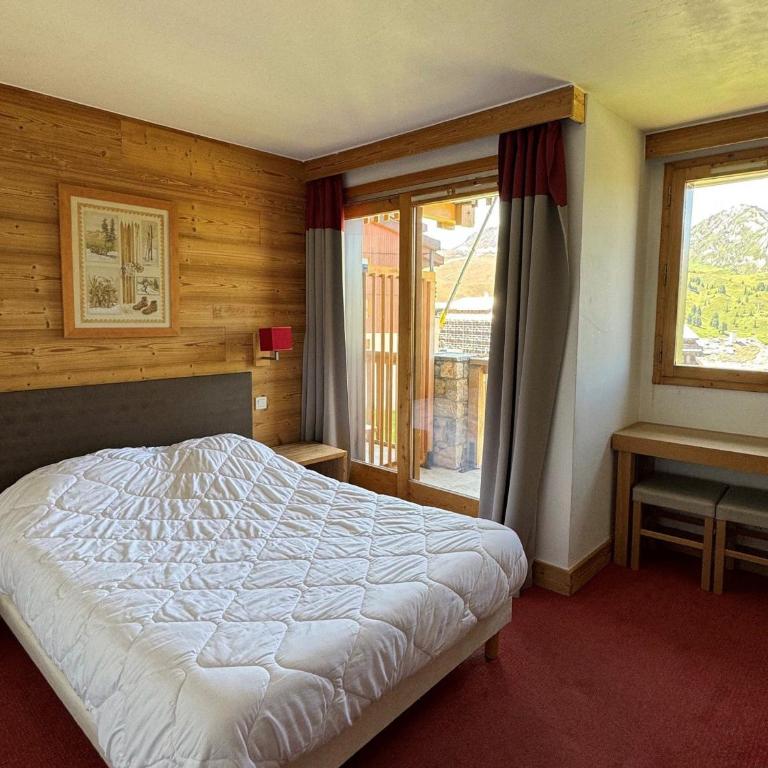 Grand 5 pièces pour 10 pers. avec cheminée et animaux admis - Appartement 4 Chambres - 12
