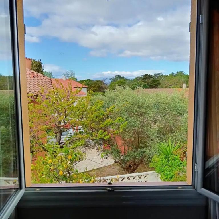 La SIRENADE - Four-Bedroom House - 5