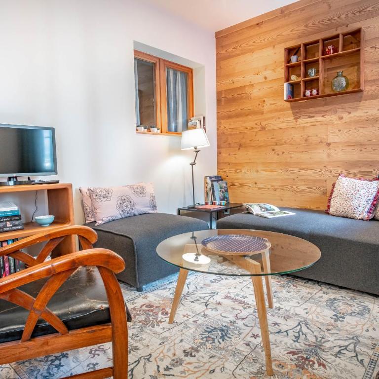 Le Rocher - Chamonix Hypercentre - Refait à Neuf - Apartamento con vistas a la ciudad - 2