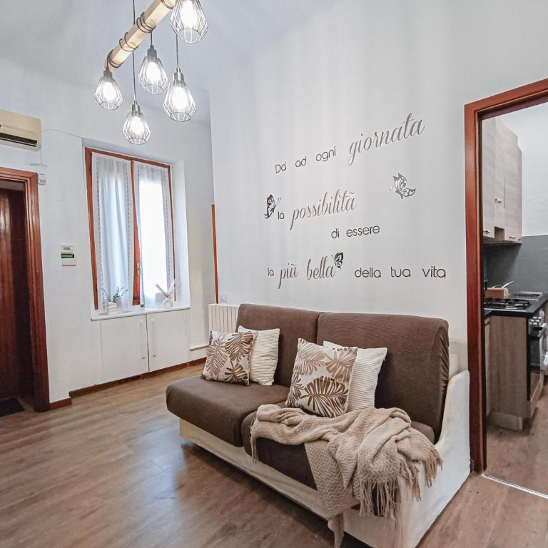 S&M APARTMENTS "Casa Barbara"- Intero appartamento vicino a Metro M2 e Ospedale - Appartamento con 2 Camere da Letto - 7