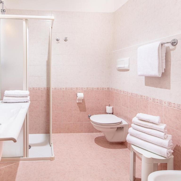Hotel Jasminum - Camera Matrimoniale Comfort - 7