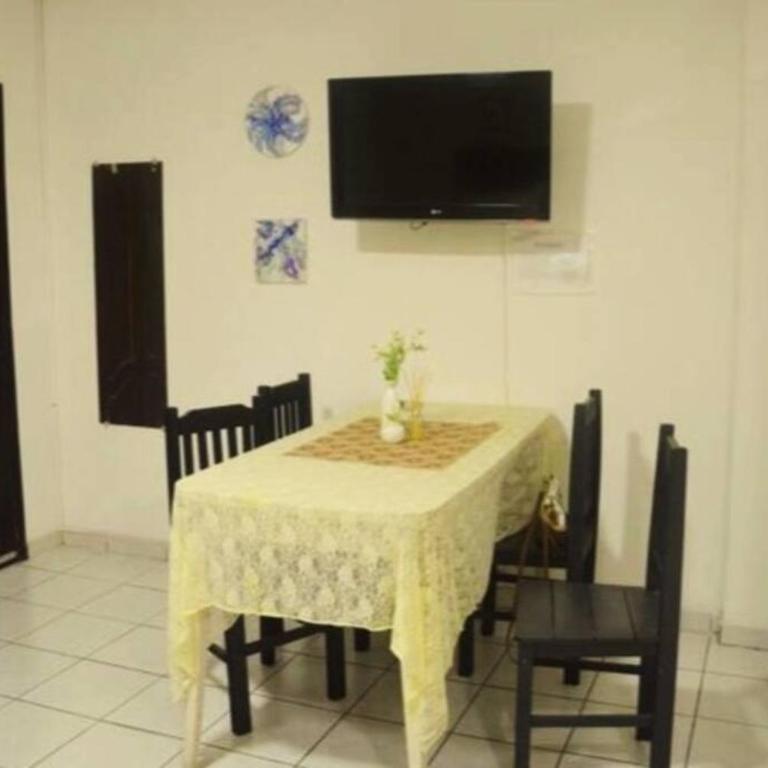 Monoambiente por la Plazuela Callejas, Centrico y Amplio - Apartamento de 1 dormitorio - 18