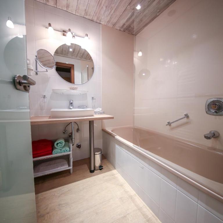 Hotel Landhaus Carla - Apartment mit 1 Schlafzimmer und Wohnzimmer - 3