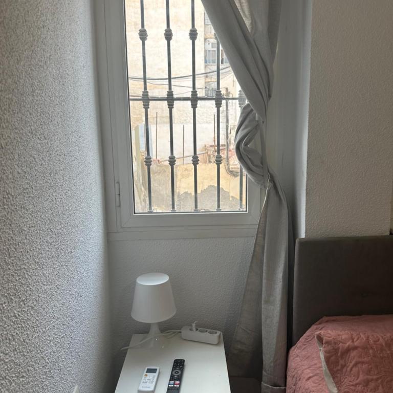 Almeria Centro habitacion privada en apartamento compartido - Standard Queen Room - 7