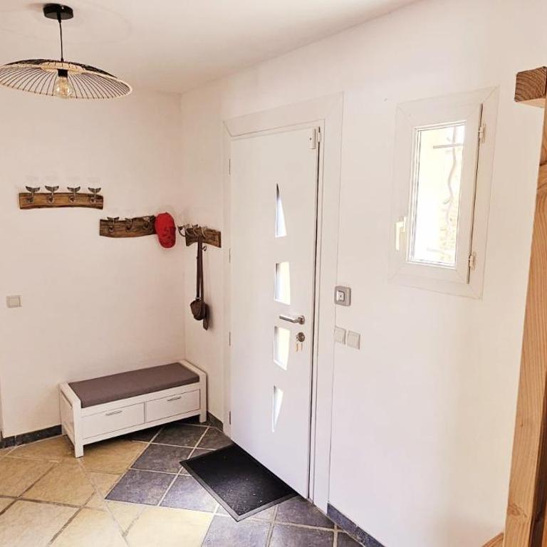 Villa Familiale Surequipée 16p Piscine Babyfoot Billard Boulodrome - Six-Bedroom House - 61