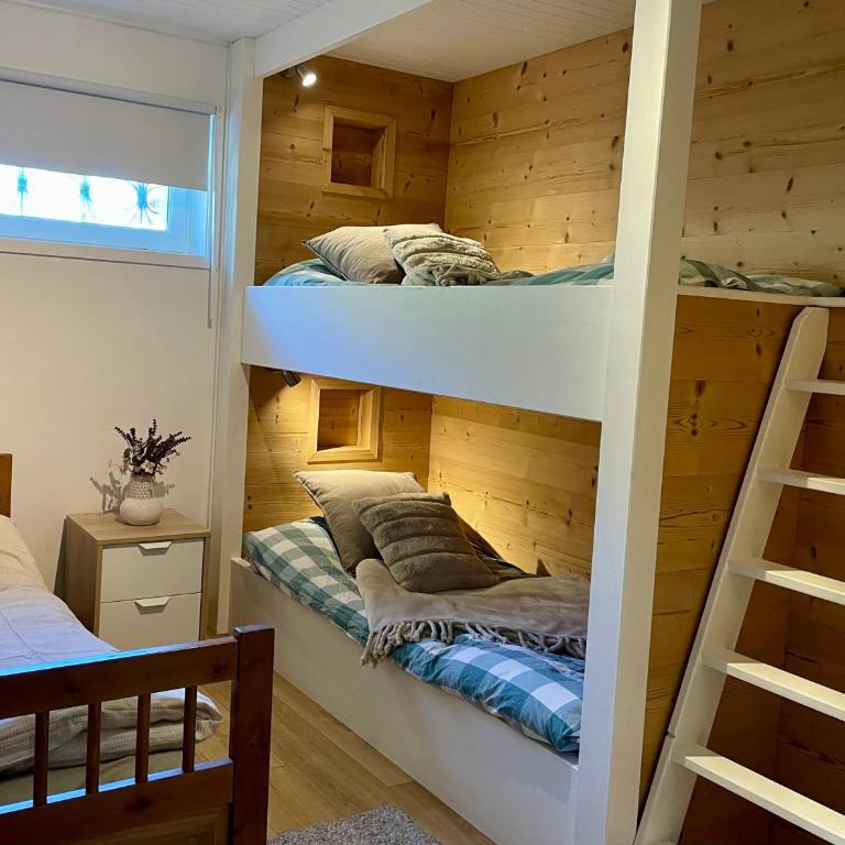 Central Morzine, Spacious 2 Bedroom Family Apartment - Apartment mit 2 Schlafzimmern - 14