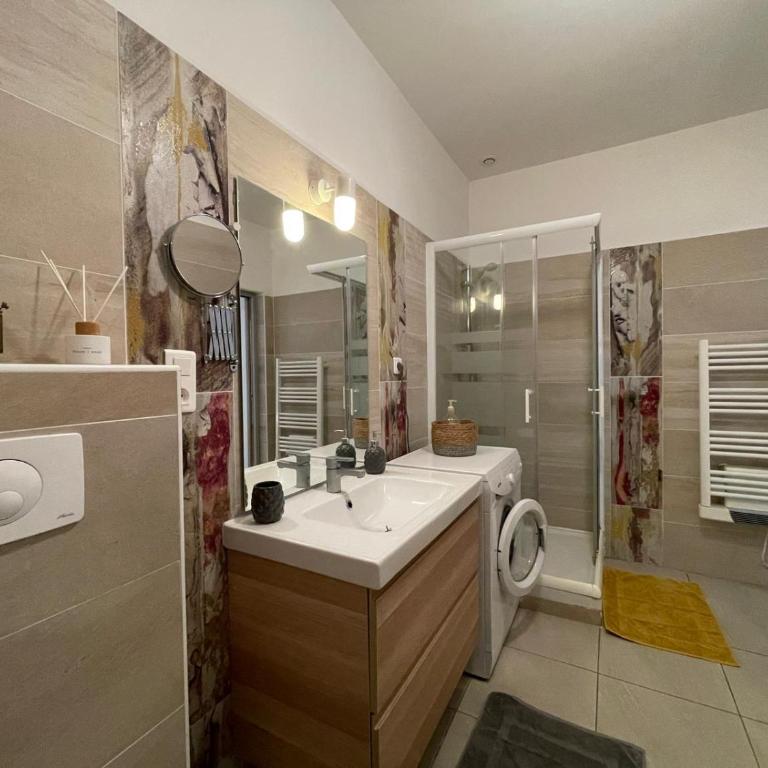 Joli appartement hypercentre T2, classé meublé de tourisme 3 avec parking gratuit - Appartement 1 Chambre - 32