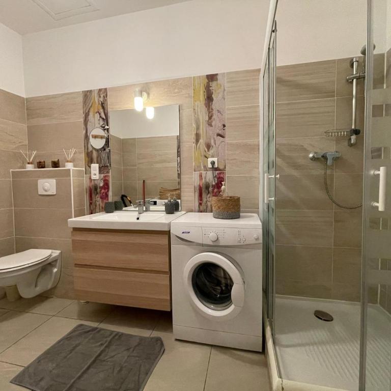 Joli appartement hypercentre T2, classé meublé de tourisme 3 avec parking gratuit - Appartement 1 Chambre - 33