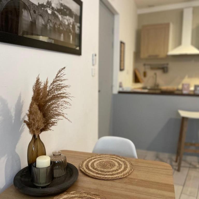 Joli appartement hypercentre T2, classé meublé de tourisme 3 avec parking gratuit - Appartement 1 Chambre - 12