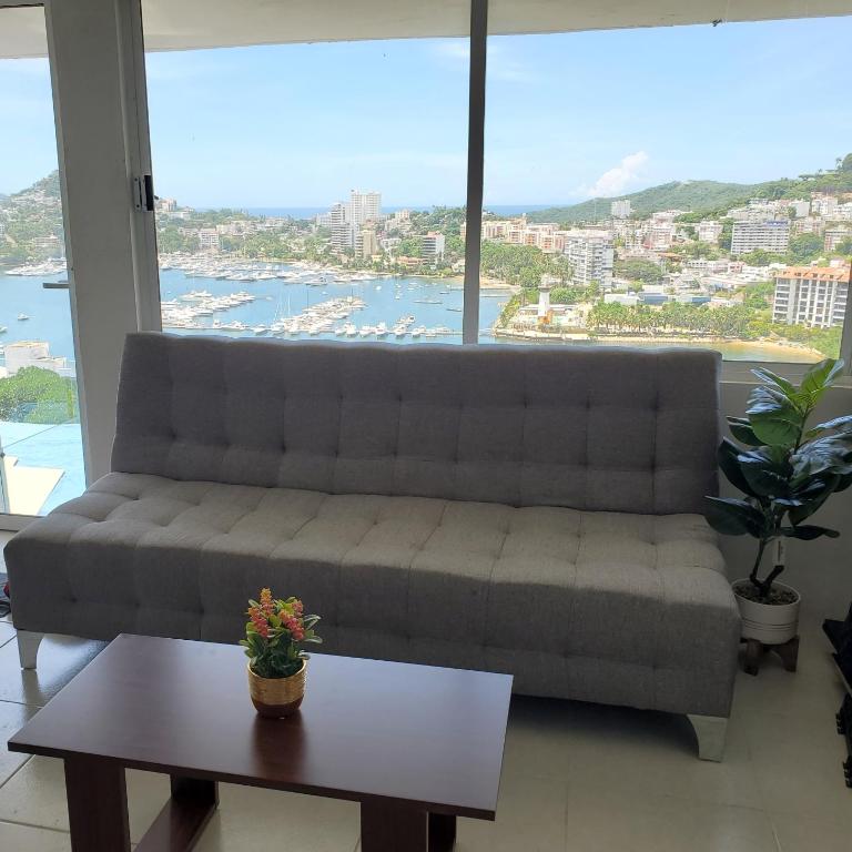 Departamento con la mejor Vista de Acapulco - Three-Bedroom Apartment - 15