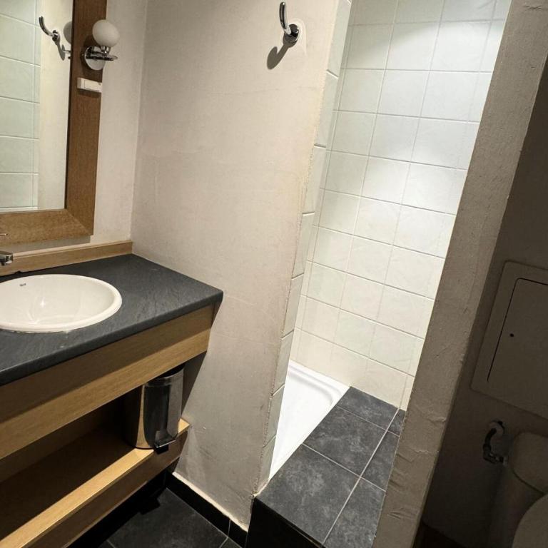 Résidence Le Centaure - Grand appartement pour 10 personnes · Résidence avec accès direct aux pistes MAE-0541 - Appartement - 11