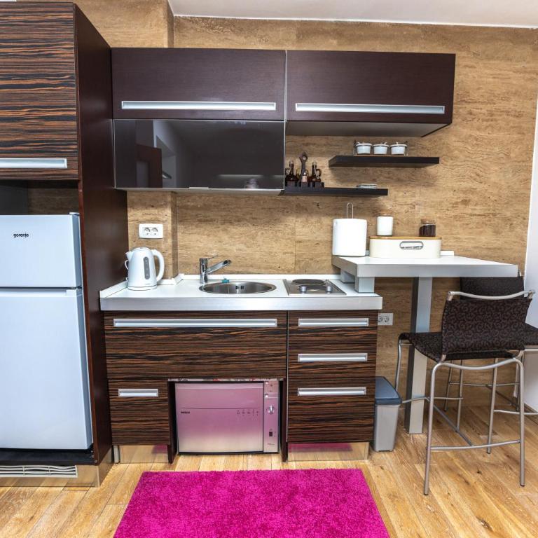 Vukotic - One-Bedroom Apartment - 14