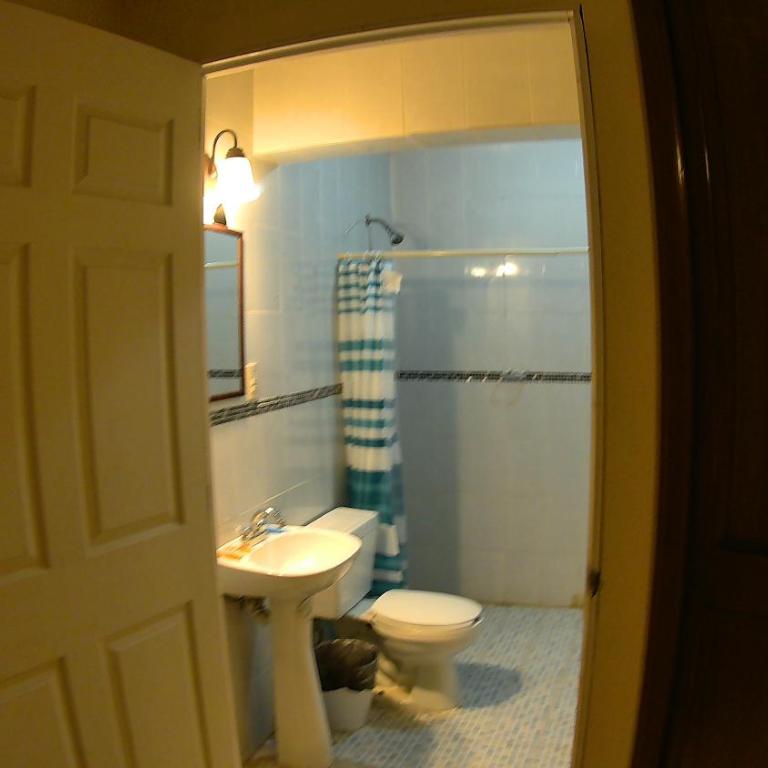 Hotel San Antonio Guanajuato - Quadruple Room with Private Bathroom - 4