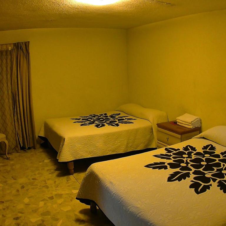 Hotel San Antonio Guanajuato - Standard Family Room - 4