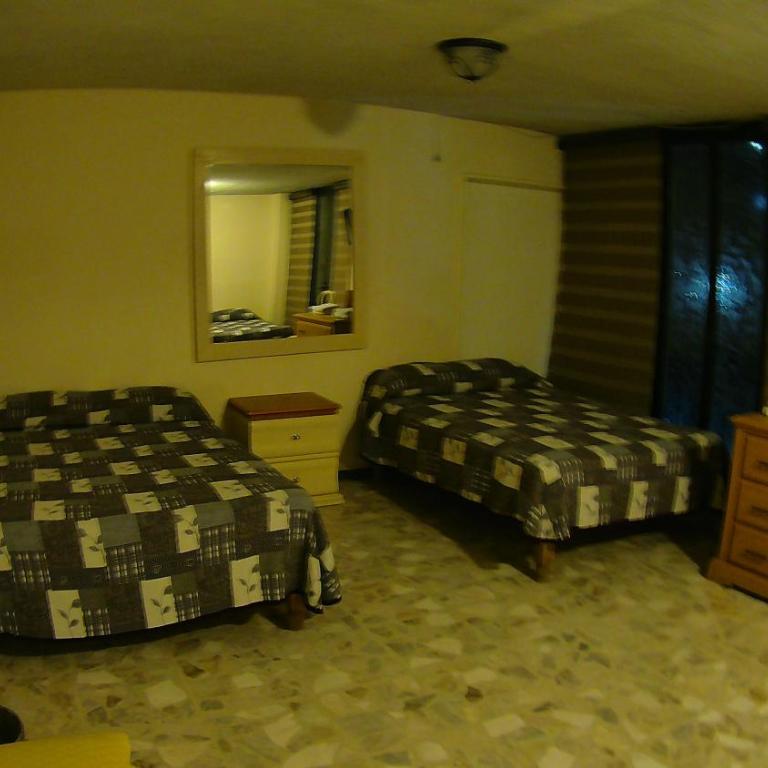 Hotel San Antonio Guanajuato - Family Room - 4