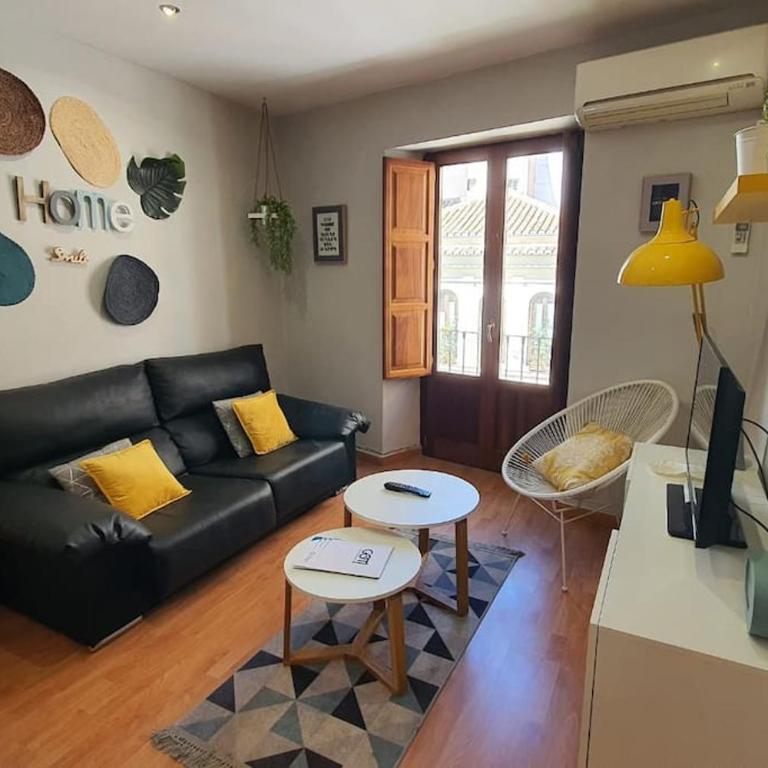 Aloja T Elvira - Two-Bedroom Apartment - 1
