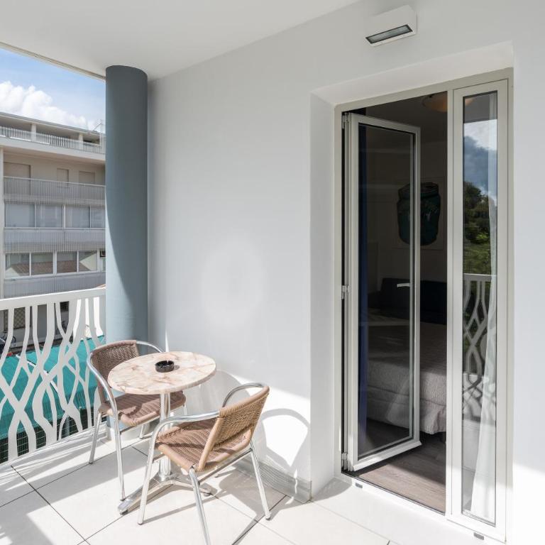 Hotel Marzia Holiday Queen - Camera Matrimoniale con Balcone e Vista Mare - 7