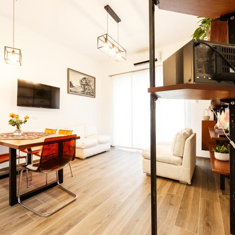 Maison Chic Cornelia - San Pietro - Appartamento con 2 Camere da Letto - 4