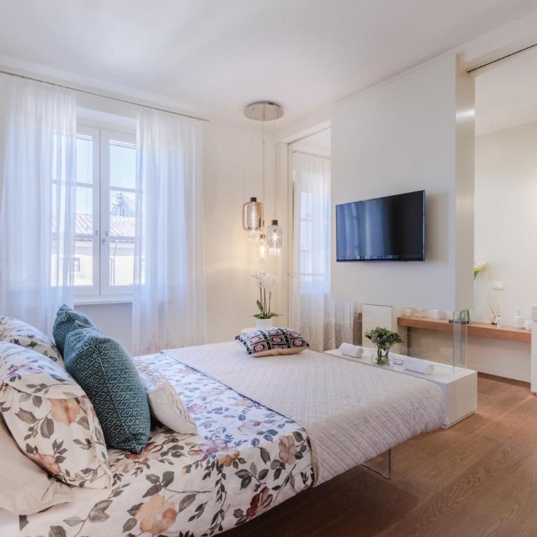 Sabrina, Modern 3 Bedrooms Apartment with Elevator - Three-Bedroom Apartment - 19