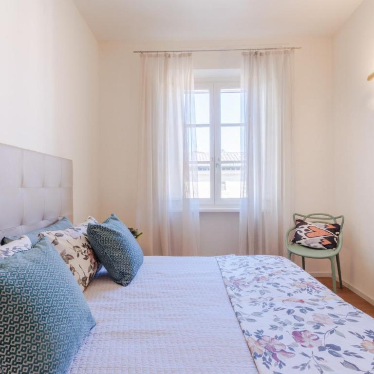 Sabrina, Modern 3 Bedrooms Apartment with Elevator - Three-Bedroom Apartment - 32