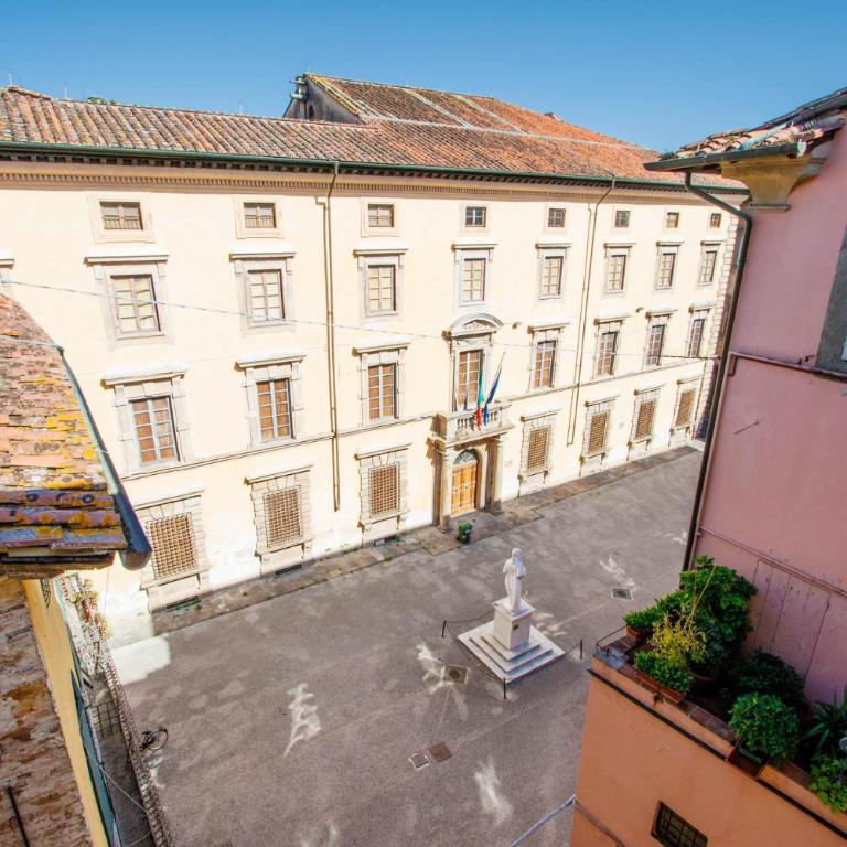Sabrina, Modern 3 Bedrooms Apartment with Elevator - Three-Bedroom Apartment - 41