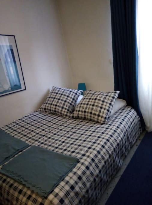 joli studio bohème sous les toits de Paris - Apartamento de 1 dormitorio - 30