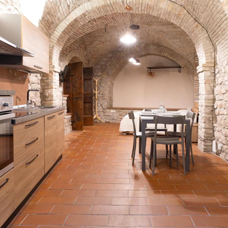 Domus Sant'Agnese, a 50 mt da Carlo Acutis - Casa con 1 Camera da Letto - 2