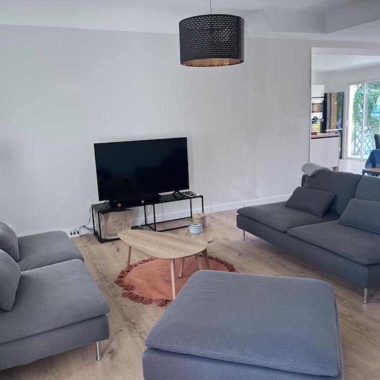 Maison climatisée, piscine, à 5 minutes des Grands Buffets - Villa - 26
