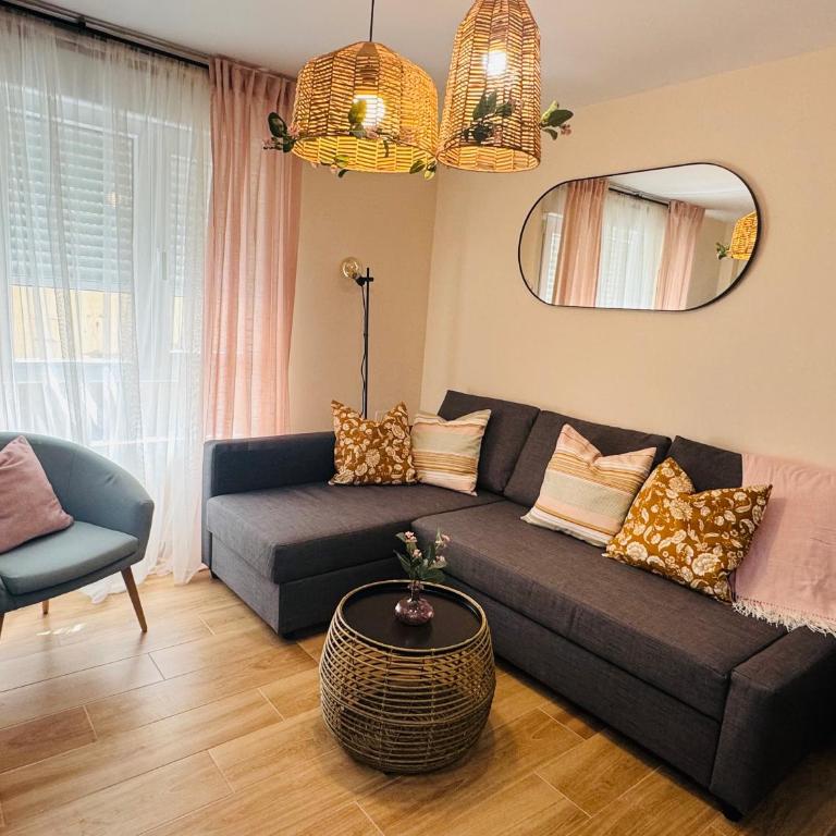 Suite luminosa en pleno CENTRO con PARKING VIGILADO GRATIS, CENTRO HISTÓRICO Picón Center - One-Bedroom Apartment - 5